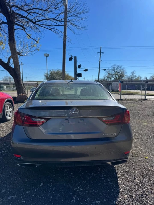 2014 Lexus GS 4th Gen - Image 10 of 11