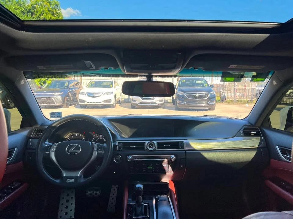 2014 Lexus GS 4th Gen - Image 8 of 15