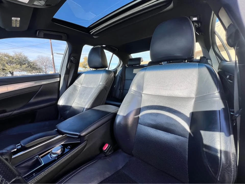 2014 Lexus GS 4th Gen - Image 5 of 5