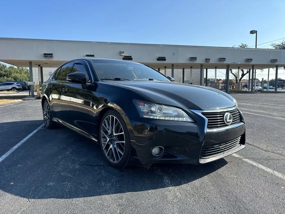 2014 Lexus GS 4th Gen - Image 3 of 10