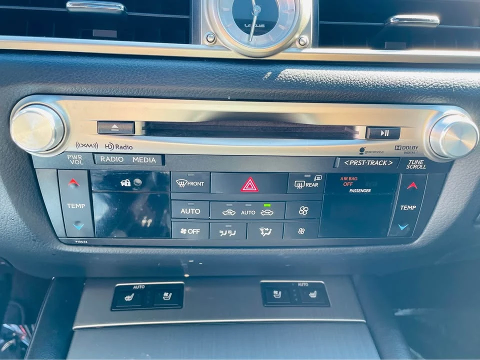 2014 Lexus GS 4th Gen - Image 13 of 15
