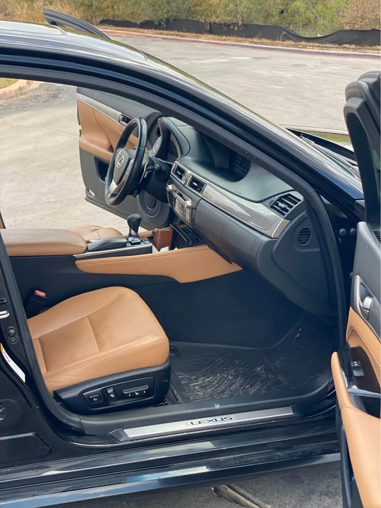 2014 Lexus GS 4th Gen - Image 10 of 11