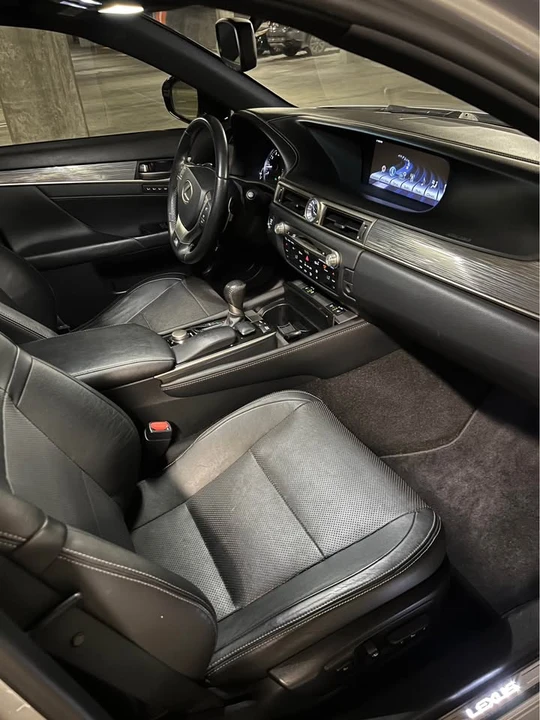 2014 Lexus GS 4th Gen - Image 8 of 20