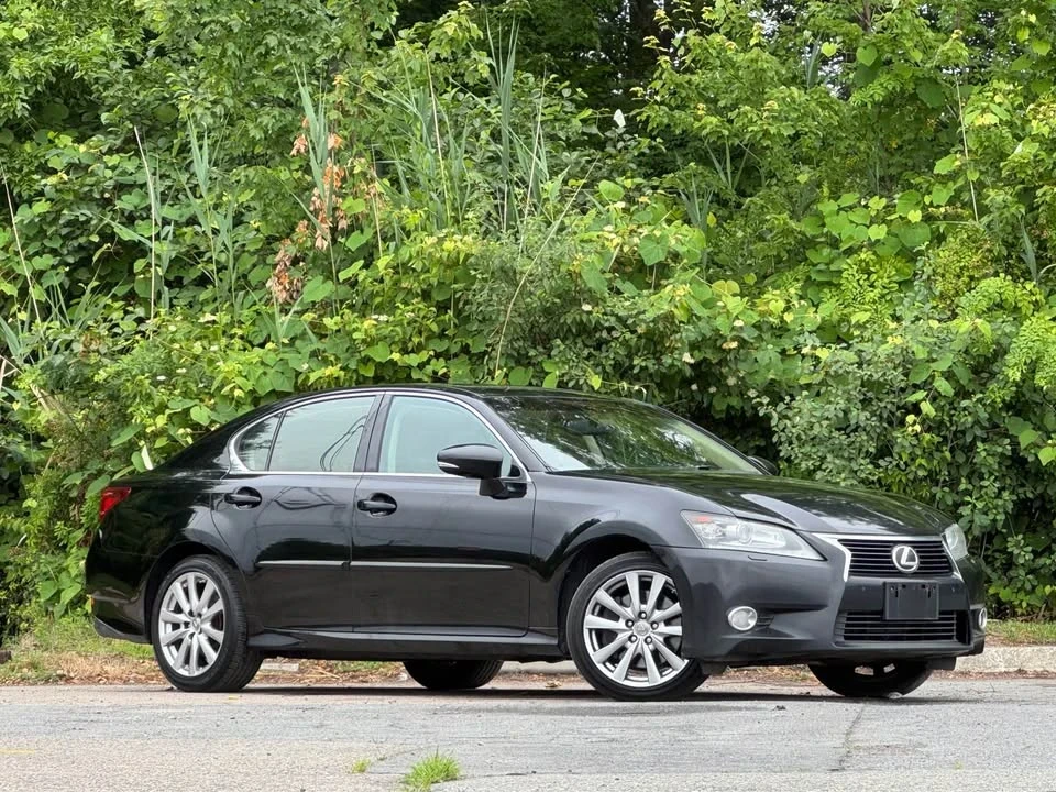 2014 Lexus GS 4th Gen - Image 2 of 19
