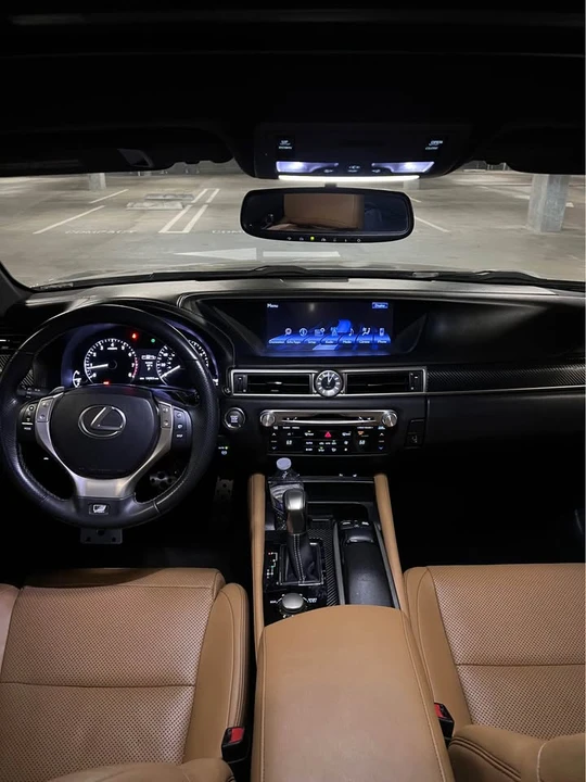 2014 Lexus GS 4th Gen - Image 18 of 20