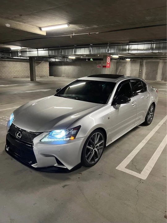 2014 Lexus GS 4th Gen - Image 3 of 20