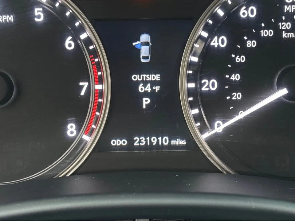 2014 Lexus GS F 4th Gen - Image 13 of 18