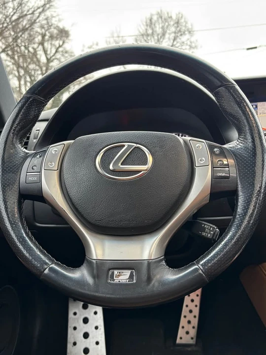 2014 Lexus GS F 4th Gen - Image 12 of 18