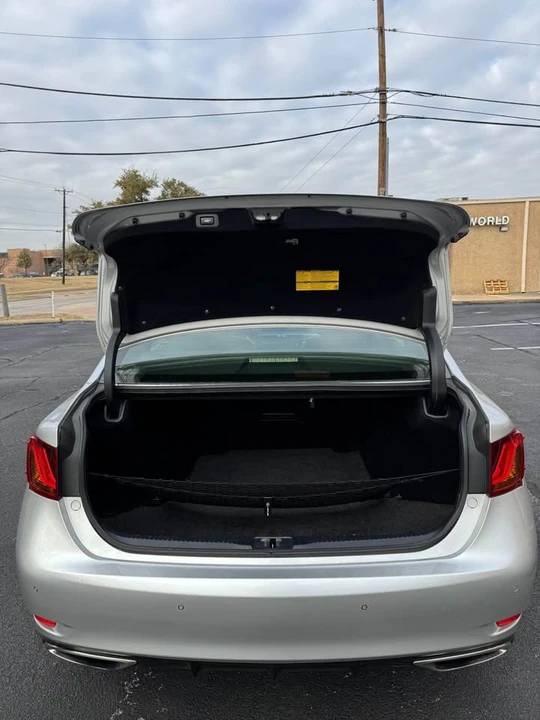 2014 Lexus GS 4th Gen - Image 12 of 13