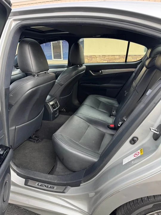 2014 Lexus GS 4th Gen - Image 10 of 13