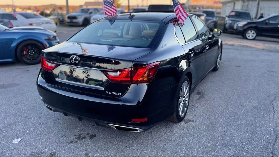 2014 Lexus GS 4th Gen - Image 5 of 18