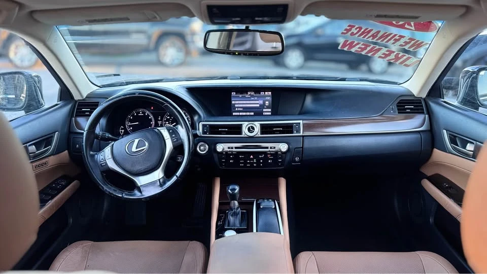 2014 Lexus GS 4th Gen - Image 10 of 18