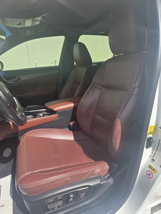 2014 Lexus GS 4th Gen - Image 2 of 9