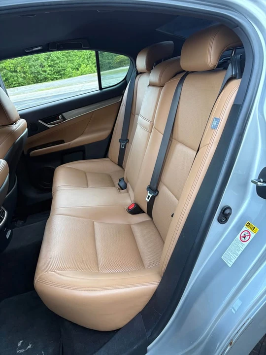 2014 Lexus GS 4th Gen - Image 12 of 18