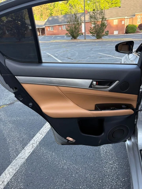 2014 Lexus GS 4th Gen - Image 11 of 18