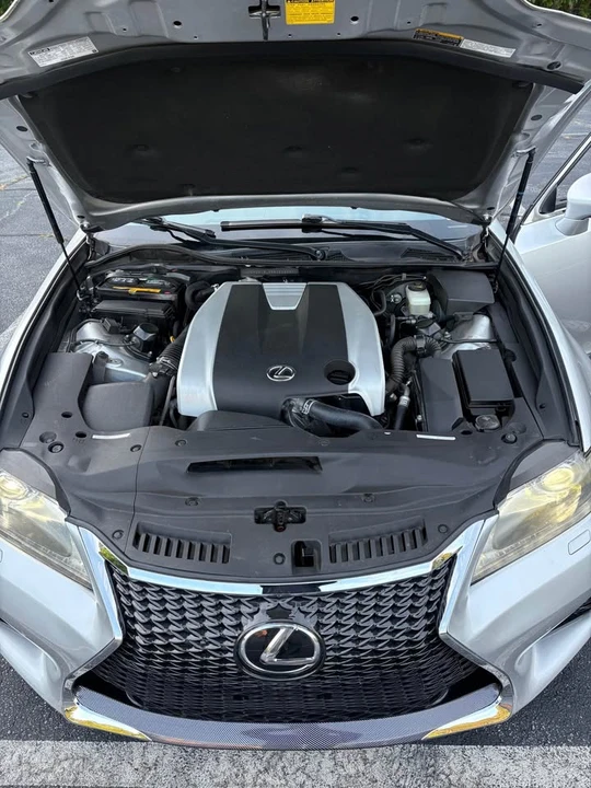 2014 Lexus GS 4th Gen - Image 18 of 18