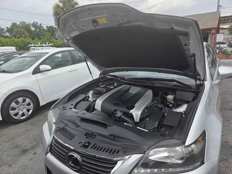 2014 Lexus GS 4th Gen - Image 6 of 11