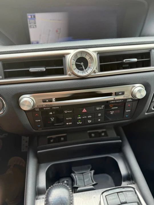 2014 Lexus GS 4th Gen - Image 11 of 14