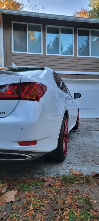 2014 Lexus GS 4th Gen - Image 9 of 10