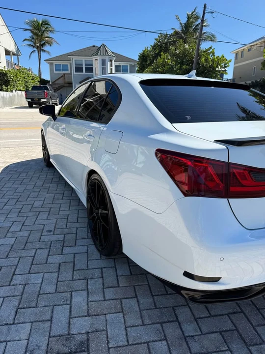 2014 Lexus GS 4th Gen - Image 4 of 18