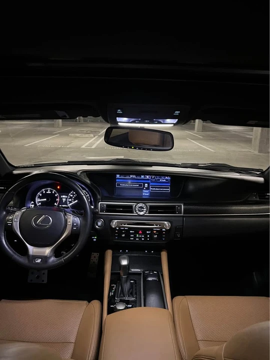 2014 Lexus GS 4th Gen - Image 16 of 19