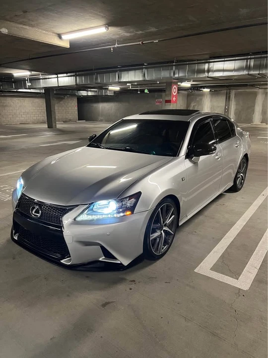 2014 Lexus GS 4th Gen - Image 2 of 19