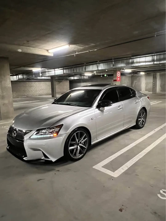 2014 Lexus GS 4th Gen - Image 5 of 19