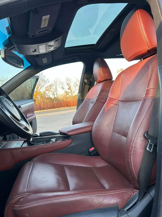 2014 Lexus GS 4th Gen - Image 7 of 15