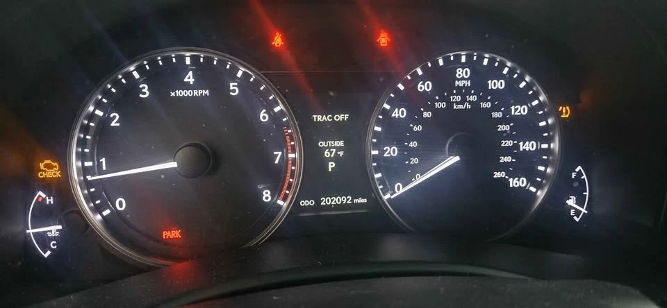 2014 Lexus GS 4th Gen - Image 9 of 13