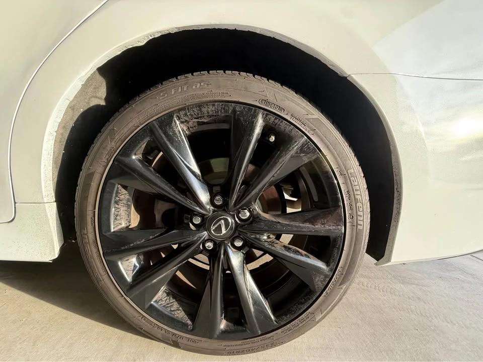 2014 Lexus GS 4th Gen - Image 10 of 20
