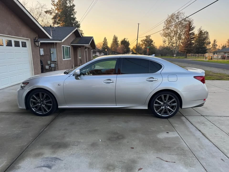 2014 Lexus GS 4th Gen - Image 2 of 16