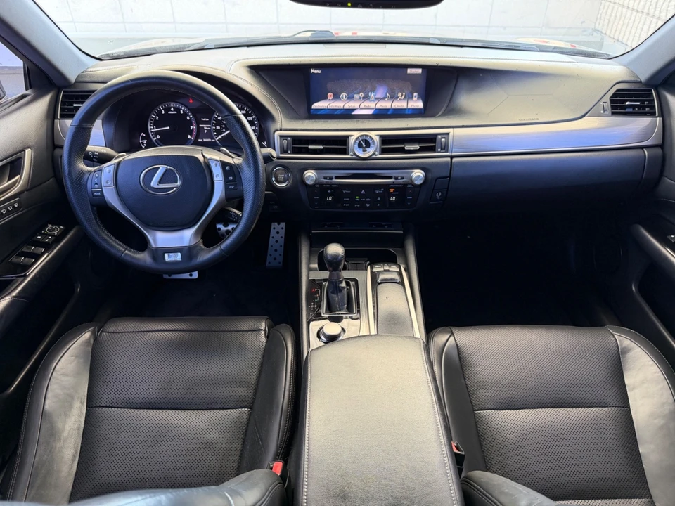 2014 Lexus GS 4th Gen - Image 28 of 31