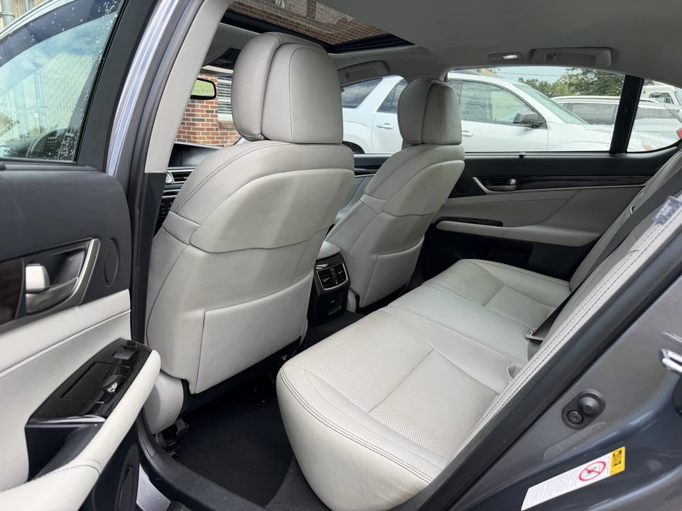2014 Lexus GS 4th Gen - Image 11 of 20