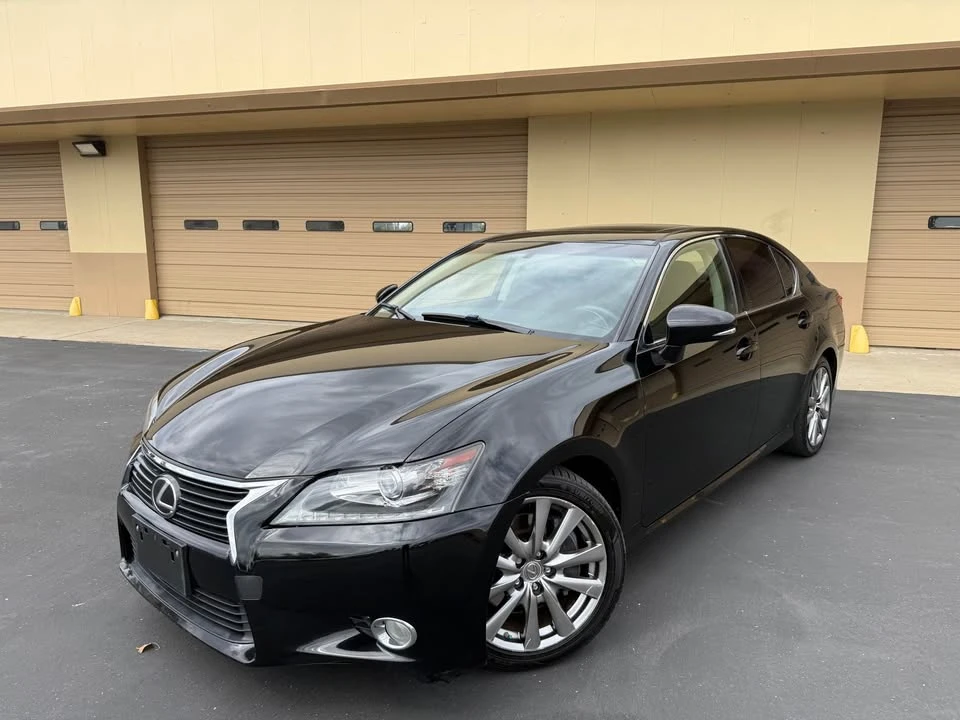 2014 Lexus GS 4th Gen - Image 3 of 19