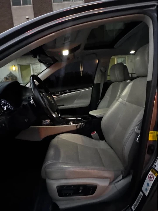 2014 Lexus GS 4th Gen - Image 11 of 11