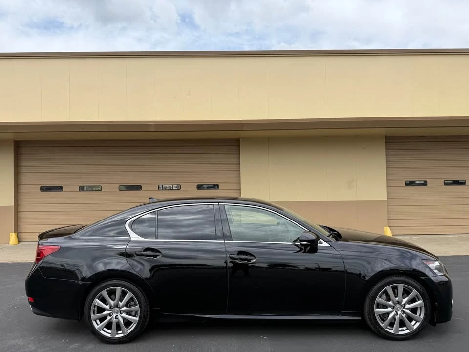 2014 Lexus GS 4th Gen - Image 7 of 19