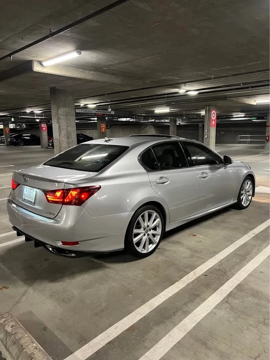2014 Lexus GS 4th Gen - Image 8 of 20