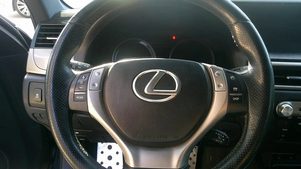 2014 Lexus GS 4th Gen - Image 9 of 18