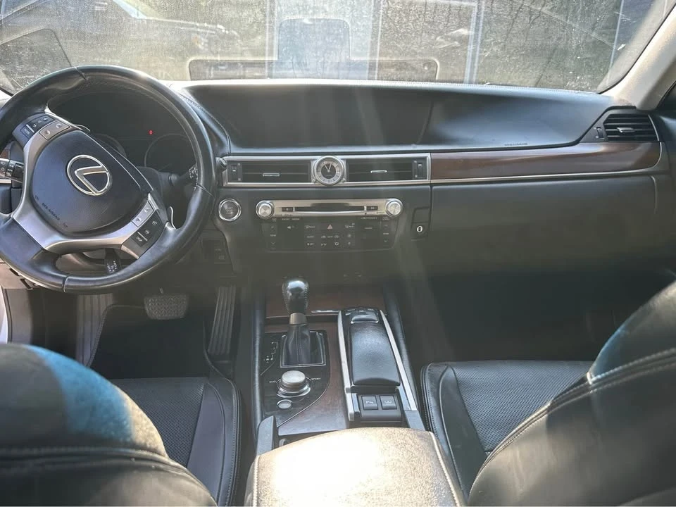 2014 Lexus GS 4th Gen - Image 18 of 20
