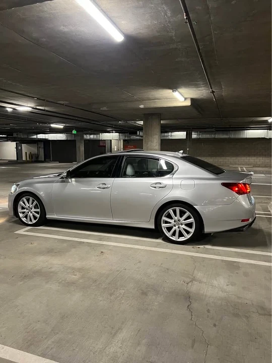 2014 Lexus GS 4th Gen - Image 5 of 20