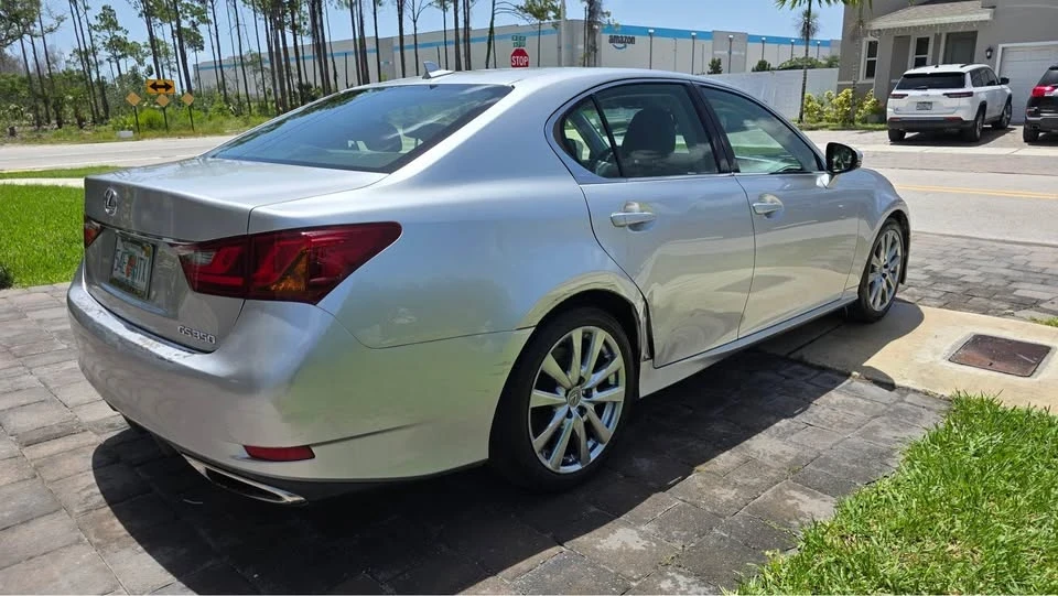 2014 Lexus GS 4th Gen - Image 7 of 15