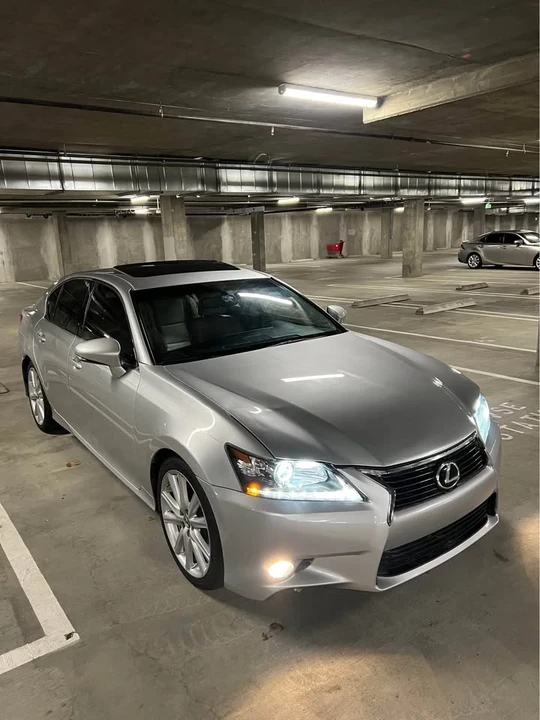 2014 Lexus GS 4th Gen - Image 3 of 20
