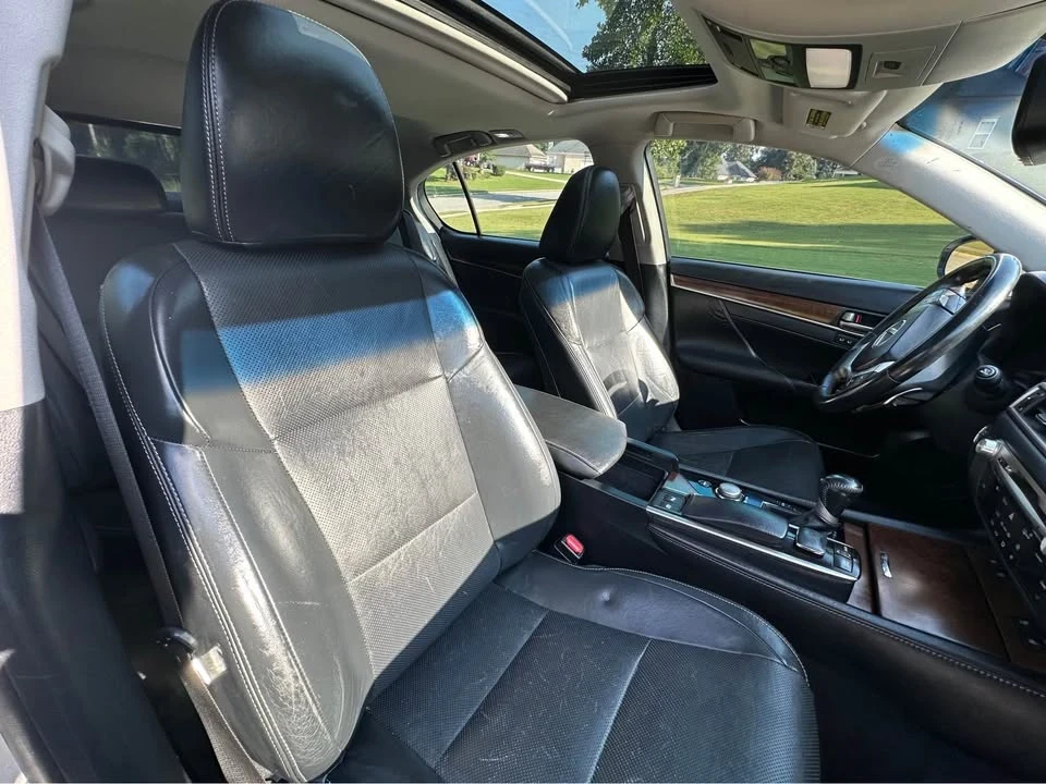 2014 Lexus GS 4th Gen - Image 8 of 20