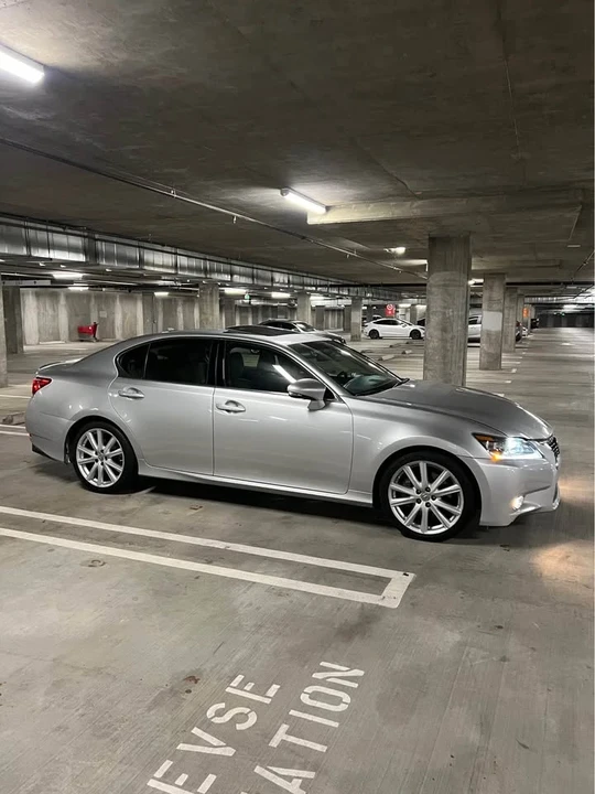 2014 Lexus GS 4th Gen - Image 4 of 20