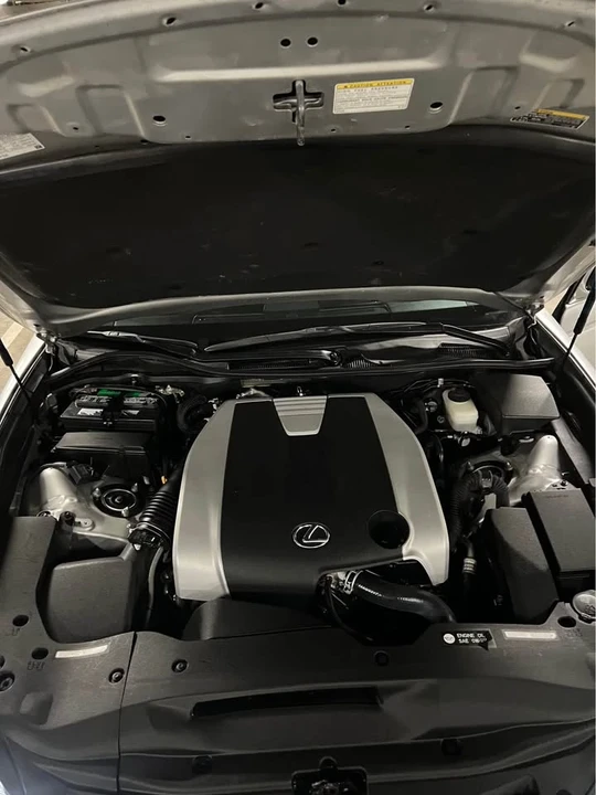 2014 Lexus GS 4th Gen - Image 14 of 20
