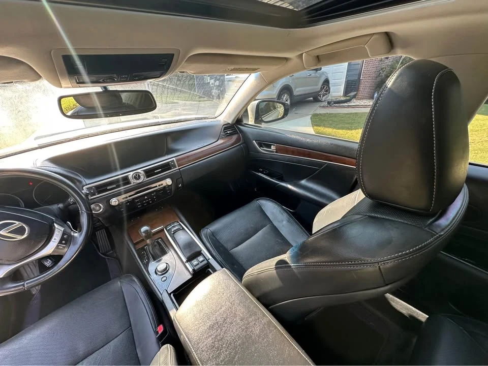 2014 Lexus GS 4th Gen - Image 17 of 20