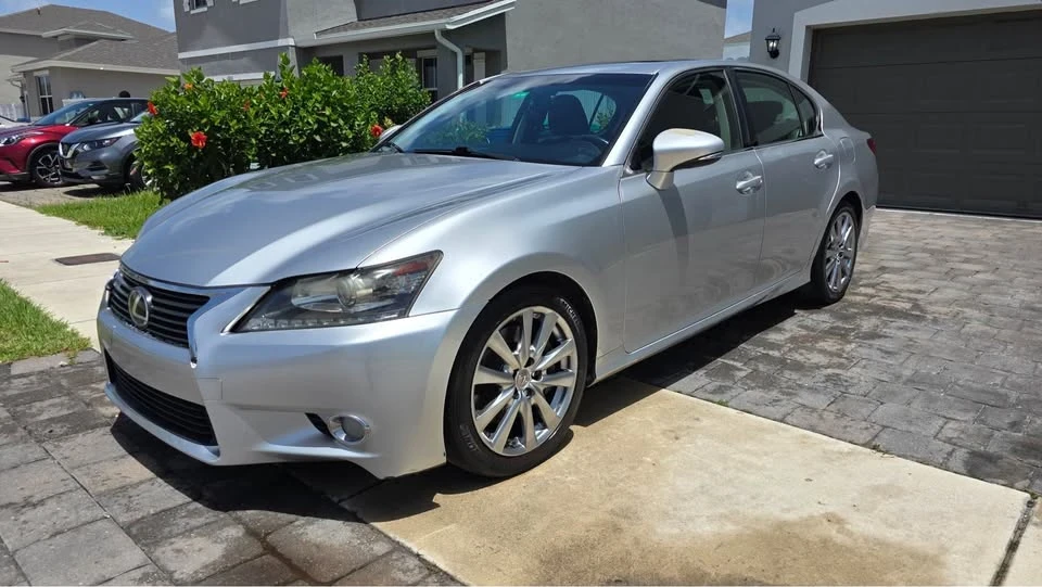2014 Lexus GS 4th Gen - Image 5 of 15