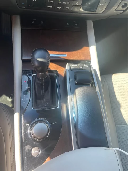 2014 Lexus GS 4th Gen - Image 11 of 11