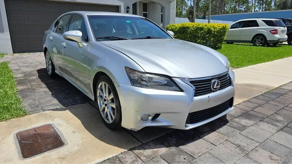 2014 Lexus GS 4th Gen - Image 4 of 15