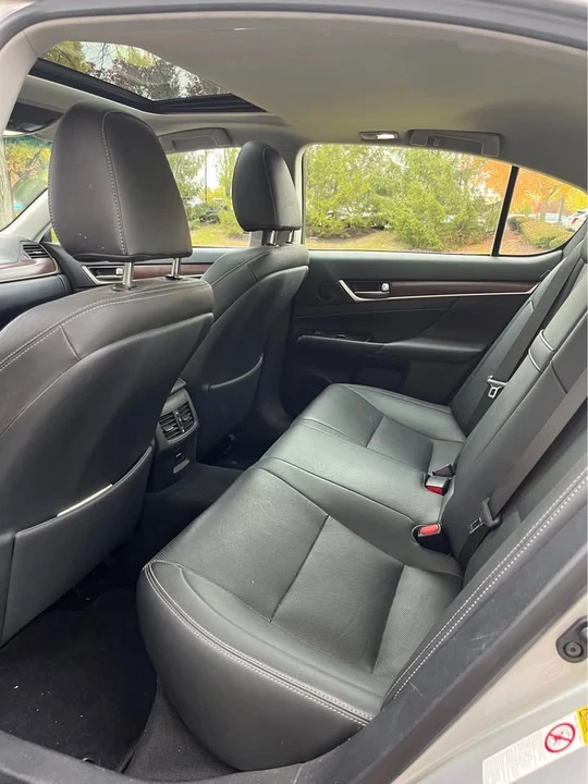 2014 Lexus GS 4th Gen - Image 14 of 18